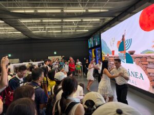 Pavilhão Brasil mostra arte feita por brasileiros e japoneses